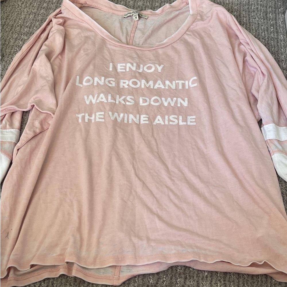 Womens Shirt 
Size medium 
express